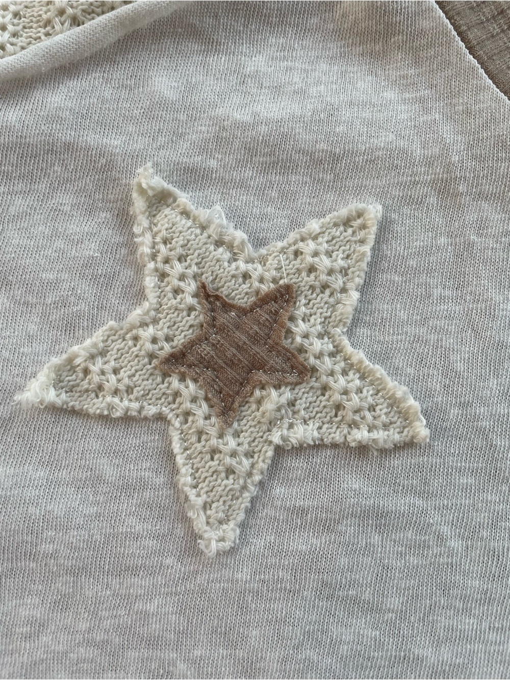 POL Oversized Star Patch Open Knit Boho Lightweight Top Cream Medium - Picture 4 of 7
